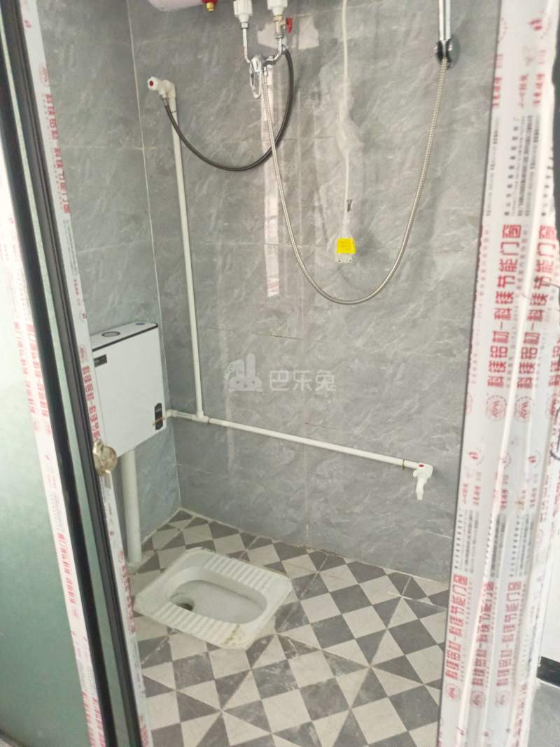 向阳大街40号10334306卫生间图5