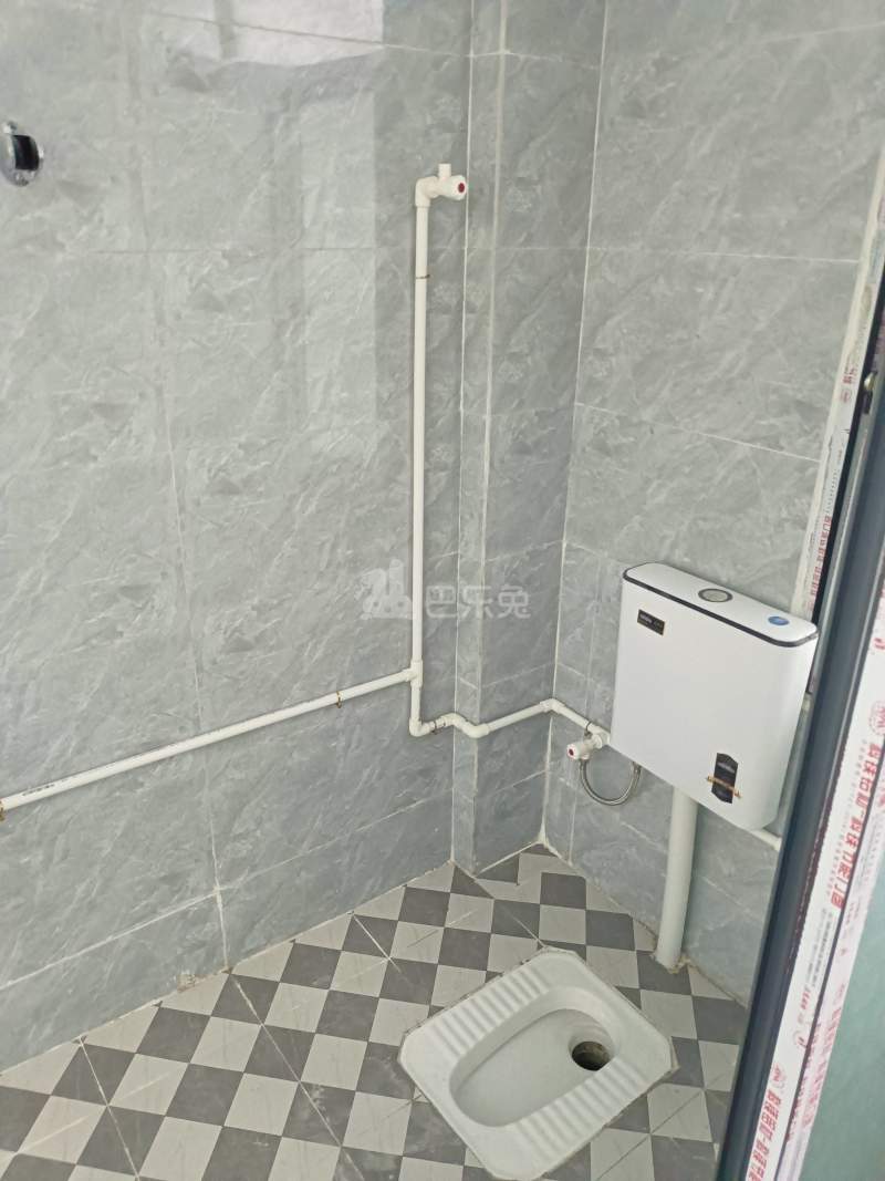 向阳大街40号10334332卫生间图5