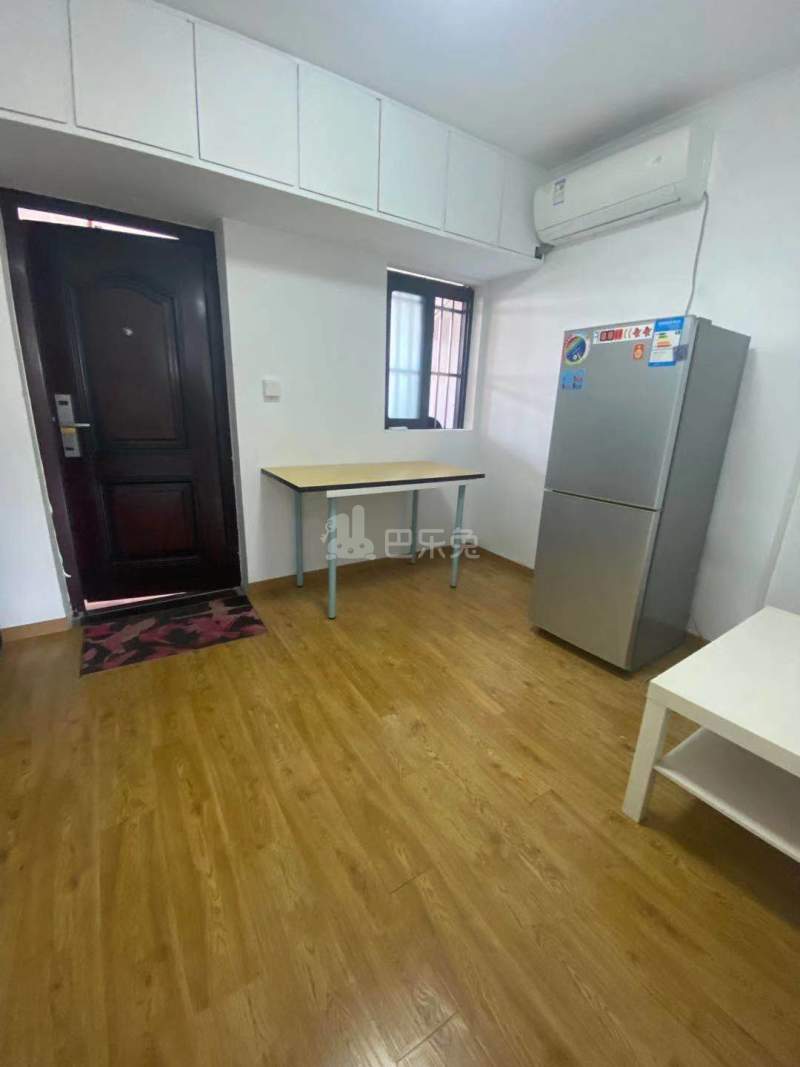 中华新路485弄10335343客厅图2