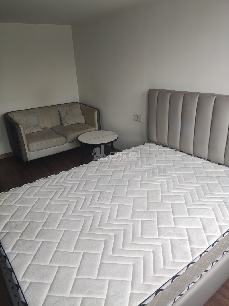 环翼城10339993卧室图2