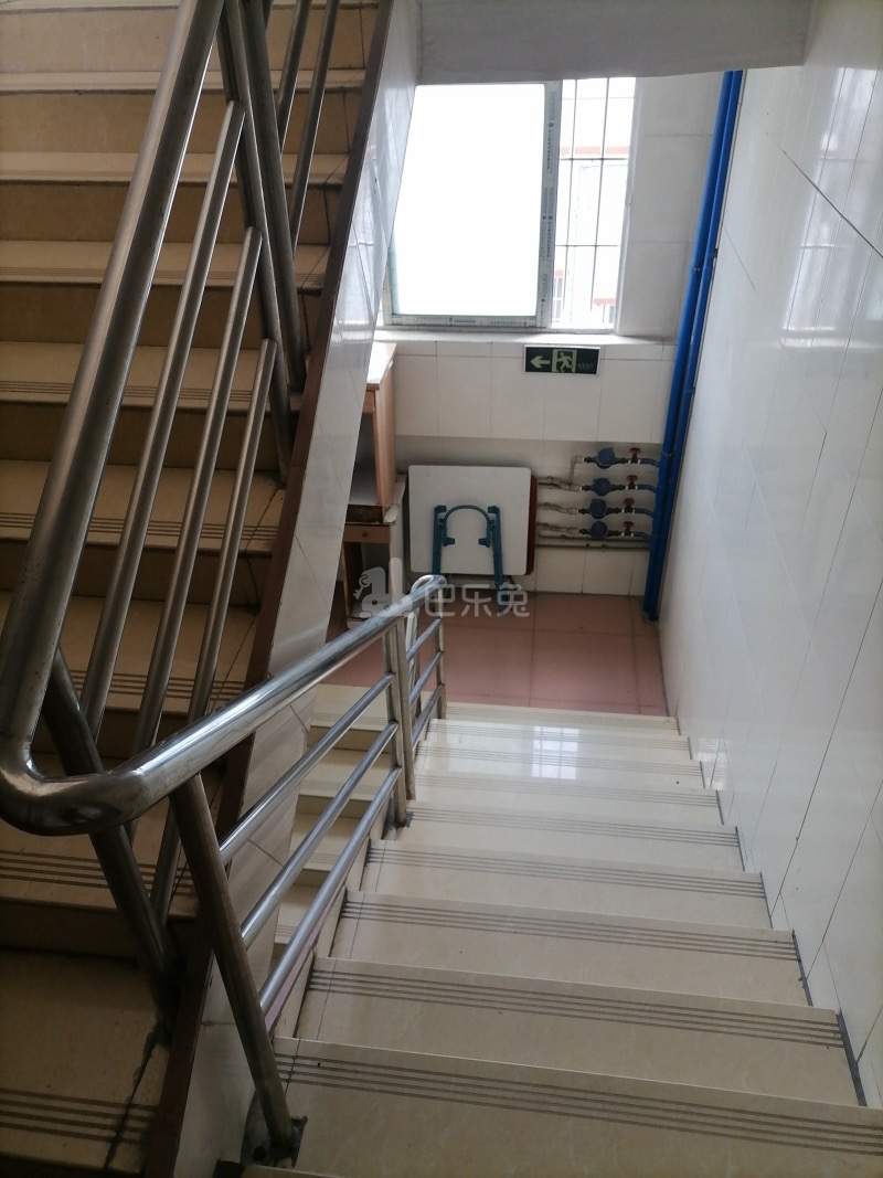 东镜村10344833周边环境图2