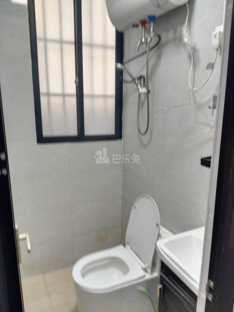 东镜村10345612卫生间图0