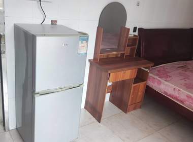 黄编村(番禺区市桥街道黄编村梨园大道南7号) 1室1厅1卫