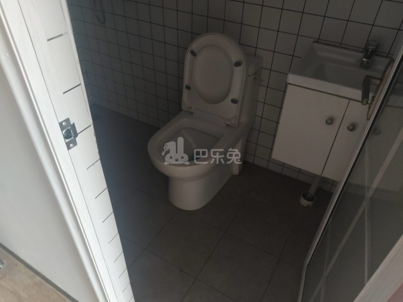 华秀苑10354389卫生间图6