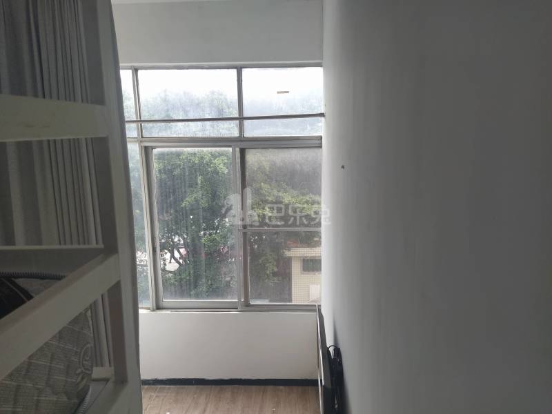 华秀苑10354401卧室窗户图7