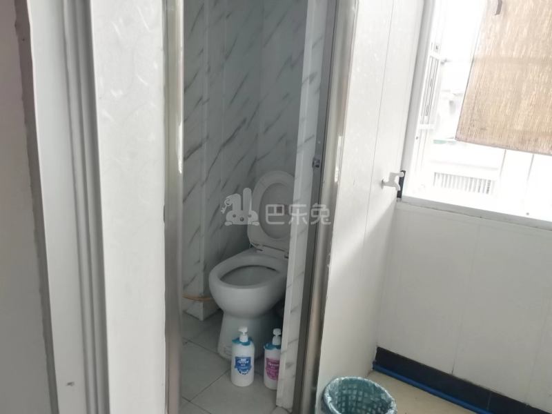 罗仙村10357212卫生间图1