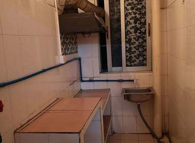 甘竹村 1室0厅1卫