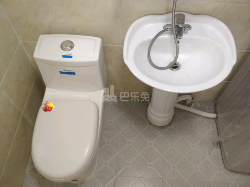 金桥新城金舍苑5063852卫生间图12