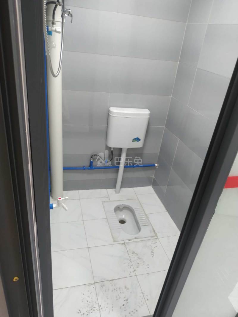 吉山庄岗山巷8号10361691卫生间图6