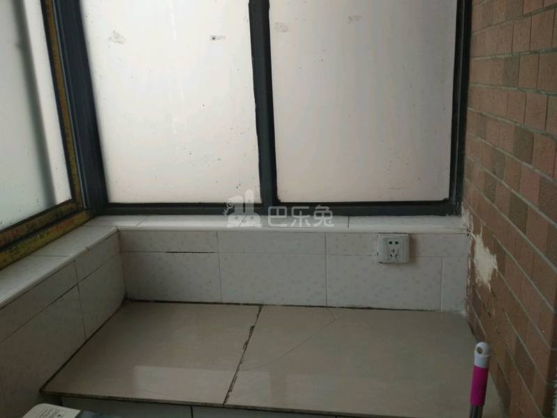 金桥新城1036091卫生间图17