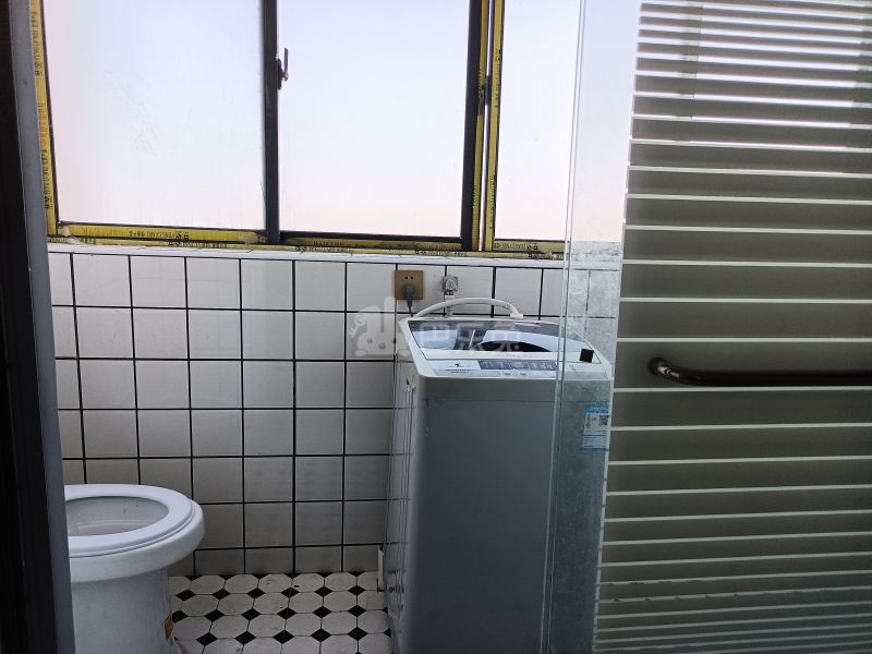 金桥新城1036091卫生间图16