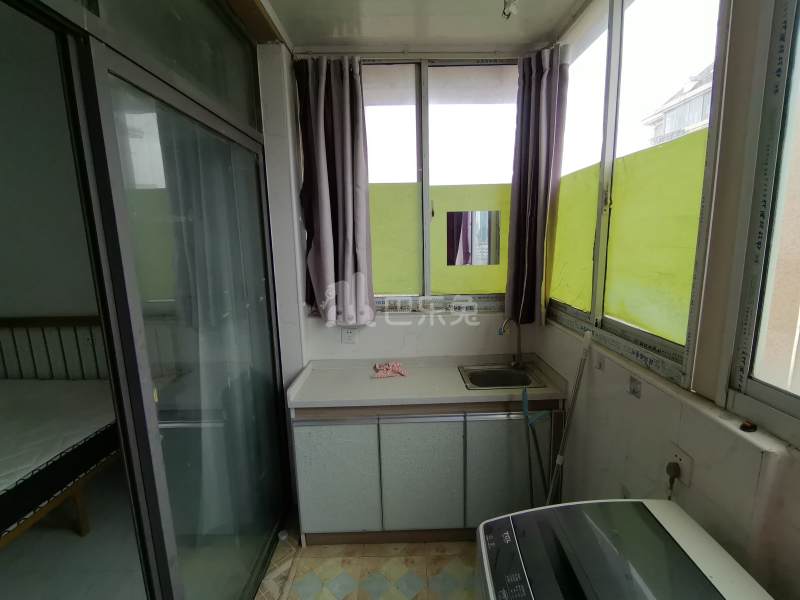 金桥新城金舍苑10375394厨房图6