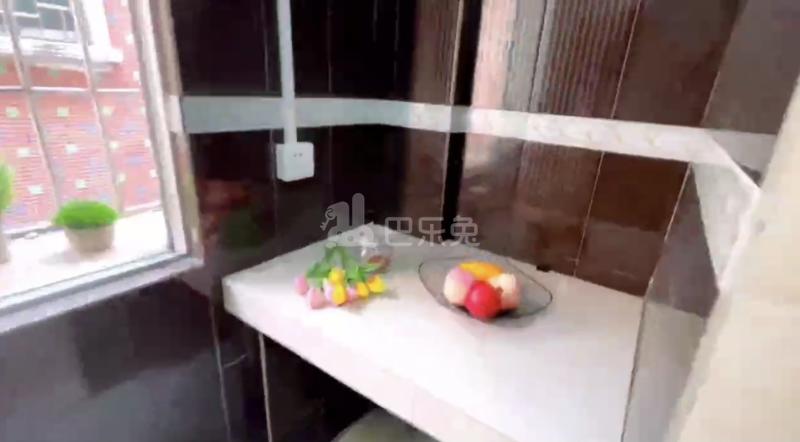 石基村(番禺区石碁镇岐山南路15号)10376561周边环境图1