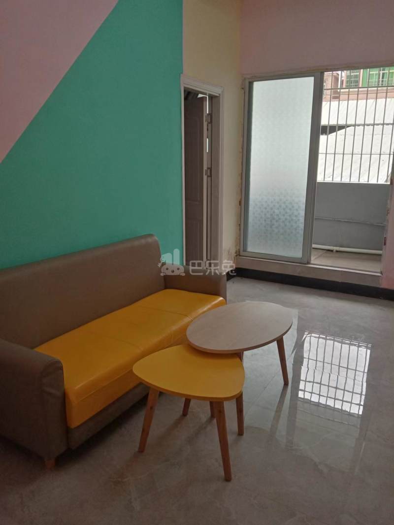 丹山村10387001客厅图1