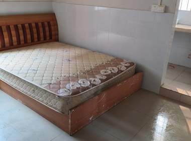 东约新村 1室0厅1卫