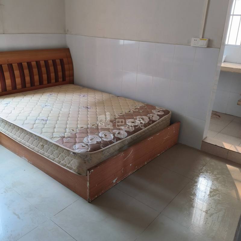 东约新村10387205卧室图0