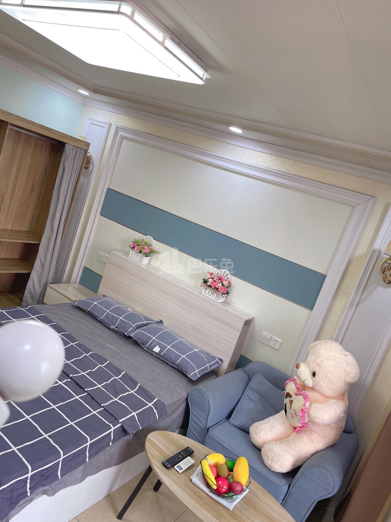 龙溪村10399050卧室图1