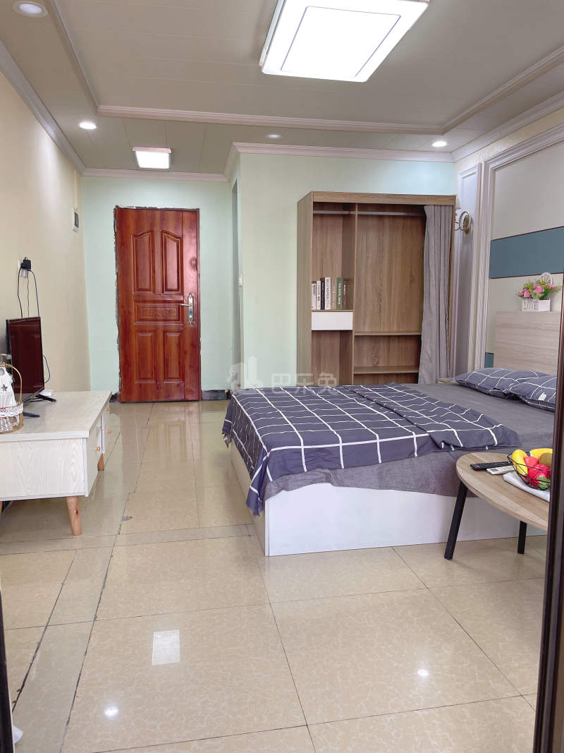 龙溪村10399050卧室图2