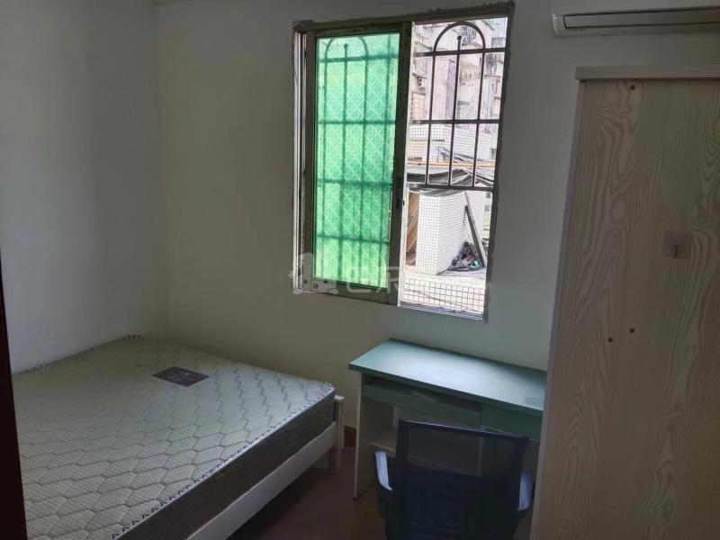 上社村10399930卧室图0