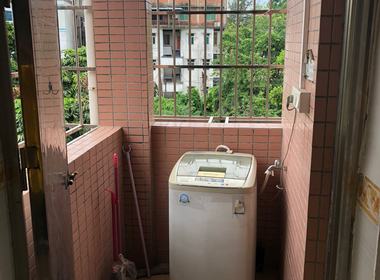 东塱村 1室1厅1卫