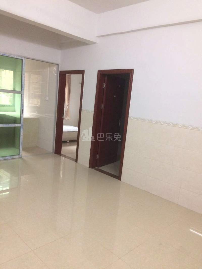 沙洛村10406318卧室图0