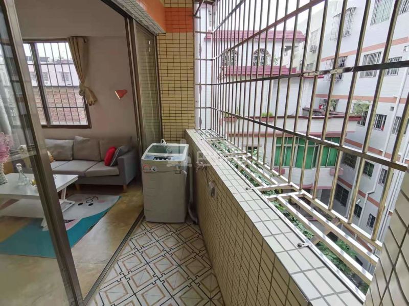 龙溪村10407659客厅图2