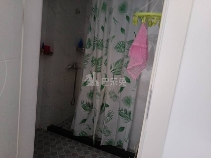 静安公寓（新闸路）1052189卫生间图5