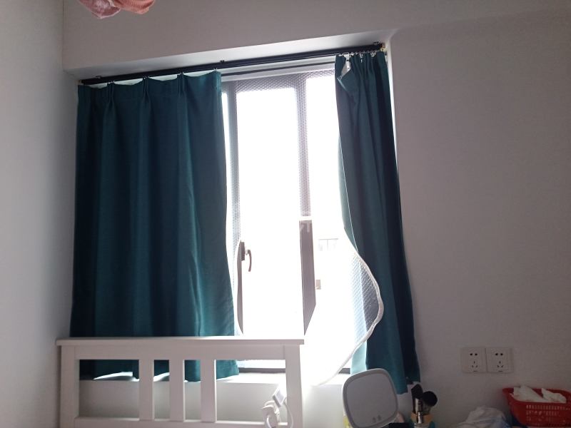 静安公寓（新闸路）1052189卧室窗户图7