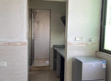 海南村 1室1厅1卫