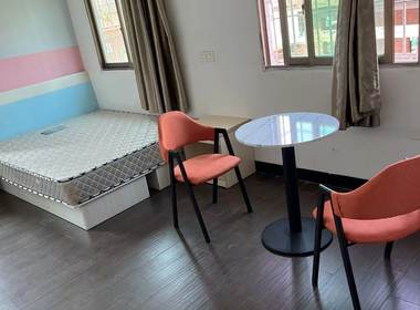 田美村 1室0厅1卫