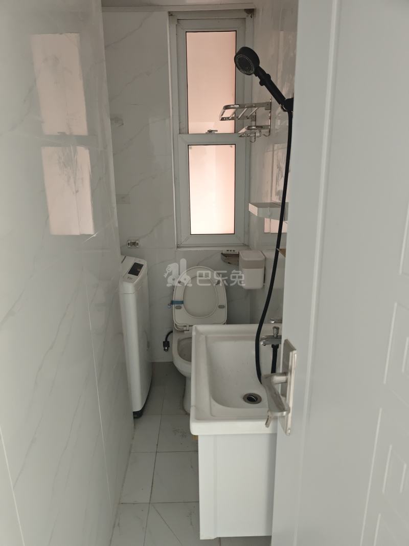 枫树林景苑南区10645813卫生间图4
