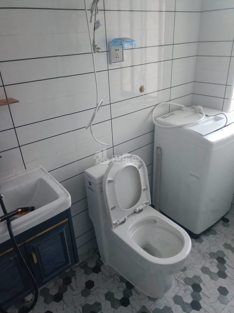 元吉小区南区（联青路198弄）10650260卫生间图4