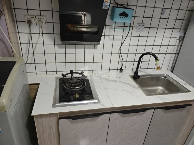 桃园新村（淞滨路803弄）10650813厨房图4