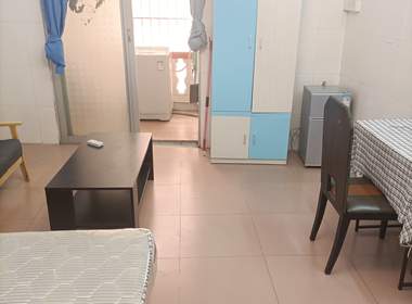 植村南约大街六巷2号 