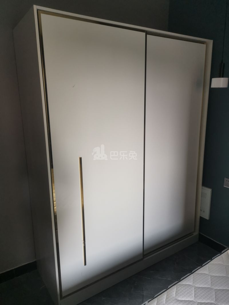 苗桐佳苑（芳华路739弄）10681210卧室图1