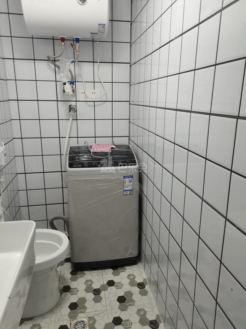 凌虹苑10682488卫生间图4