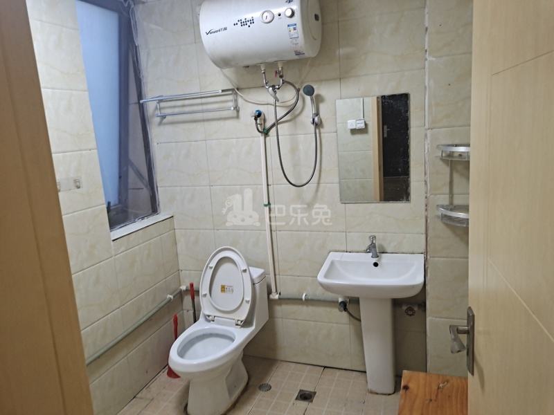 鑫苑鑫都汇（昆山）10688611卫生间图2