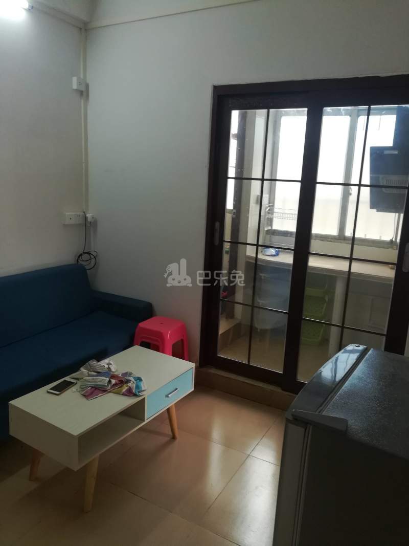 大策小区10702714客厅图0