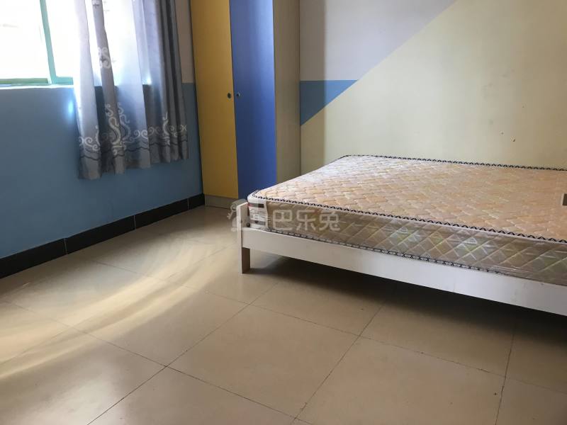 永兴村10702775卧室图0