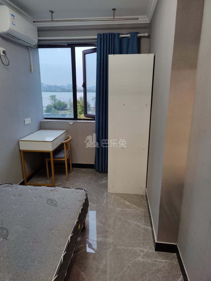 观潮华庭10728616卧室图3