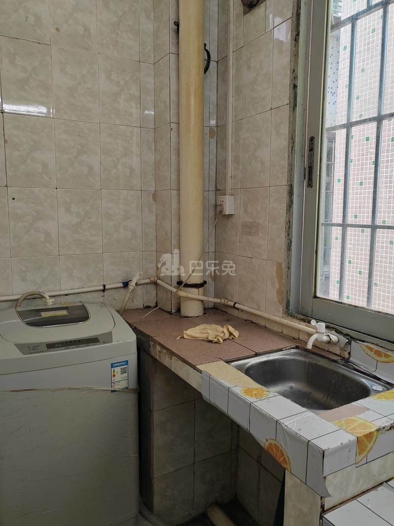 萧岗村(白云区新市萧岗北门东街33号)10770597周边环境图4