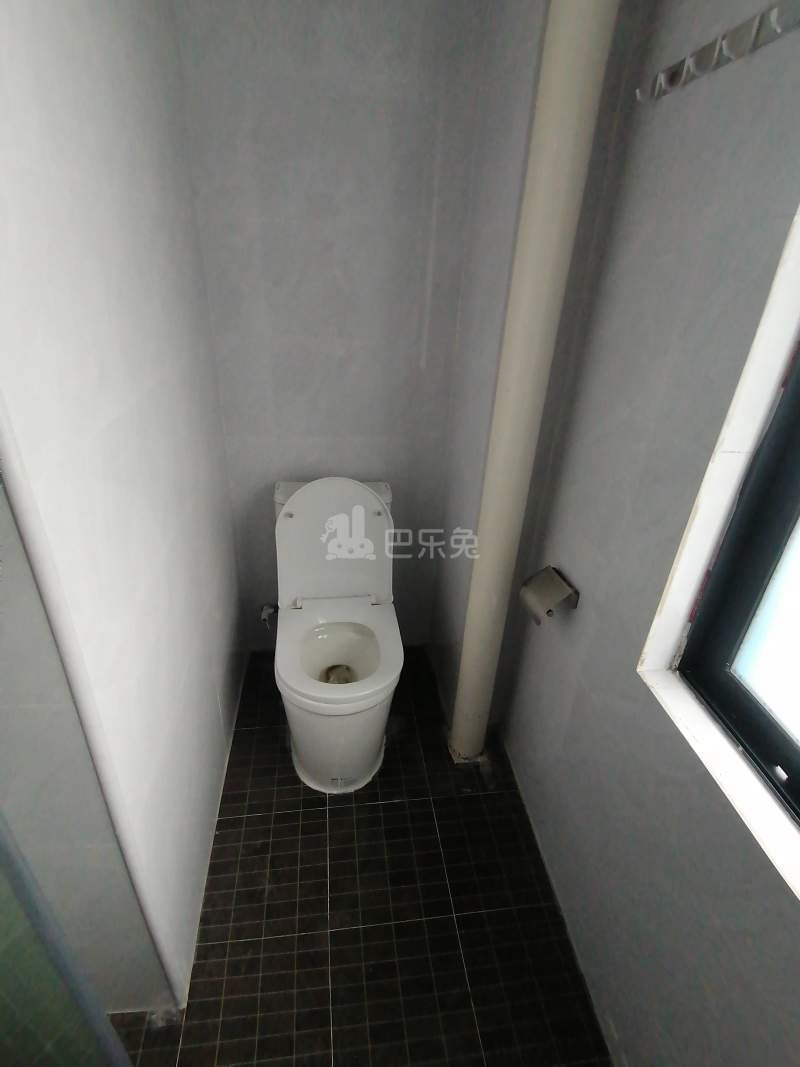矿泉街沙涌南村莲涌街2号之310780136卫生间图6