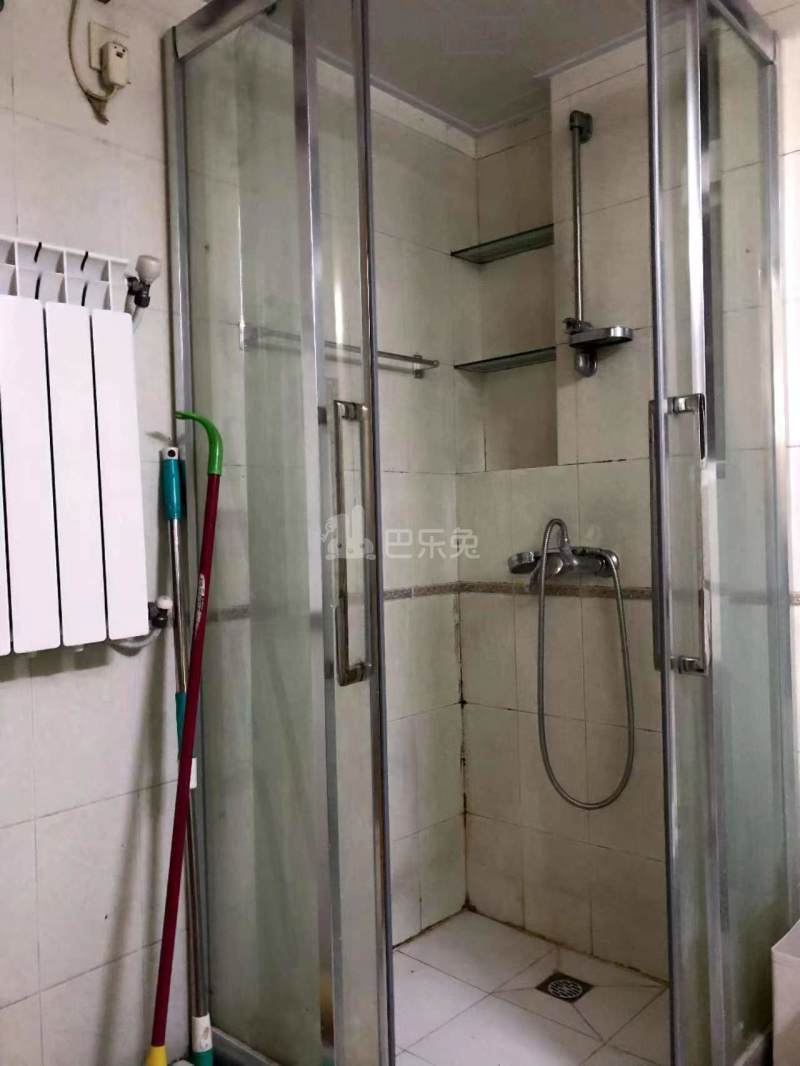 红山山庄10781114卧室图0