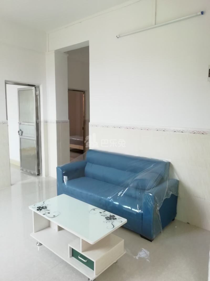 凤池村10783540客厅图0