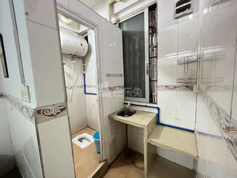 萧岗村(白云区新市萧岗北门东街33号)10790621周边环境图1