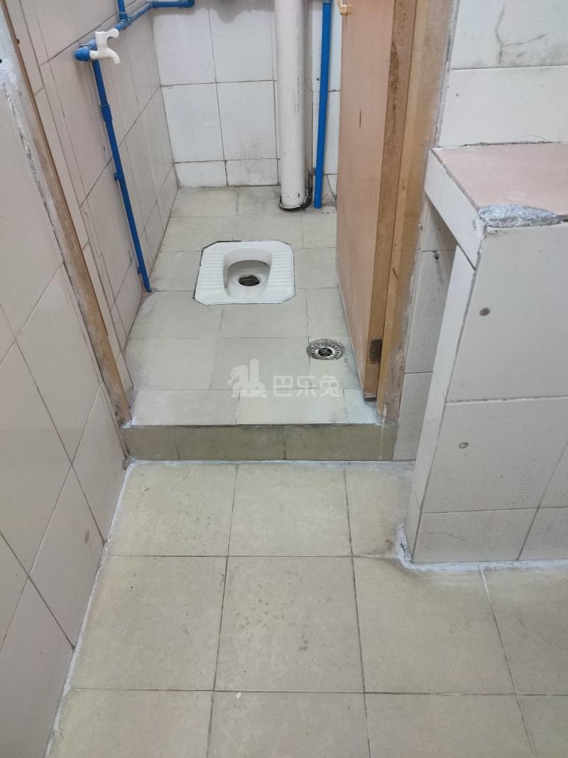 萧岗村(白云区新市萧岗北门东街33号)10802955周边环境图1