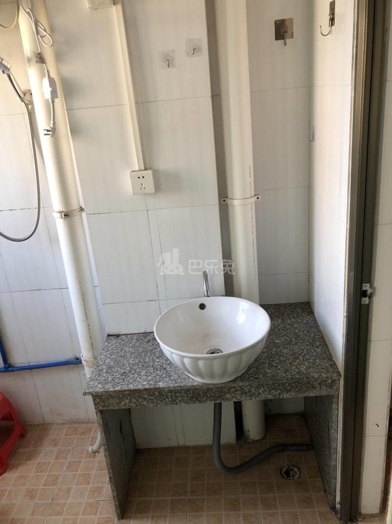 龙归南村10814604周边环境图4