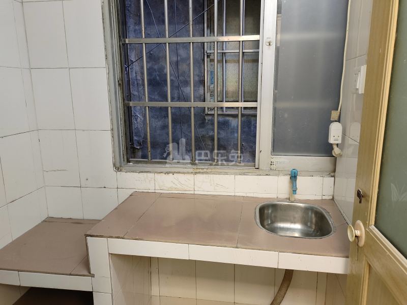 棠东村(天河区中山大道西777号)10816449周边环境图2