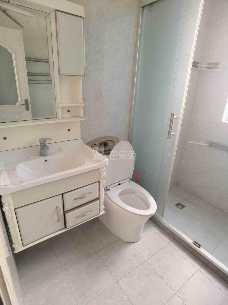 宝顾佳苑10842989卫生间图10