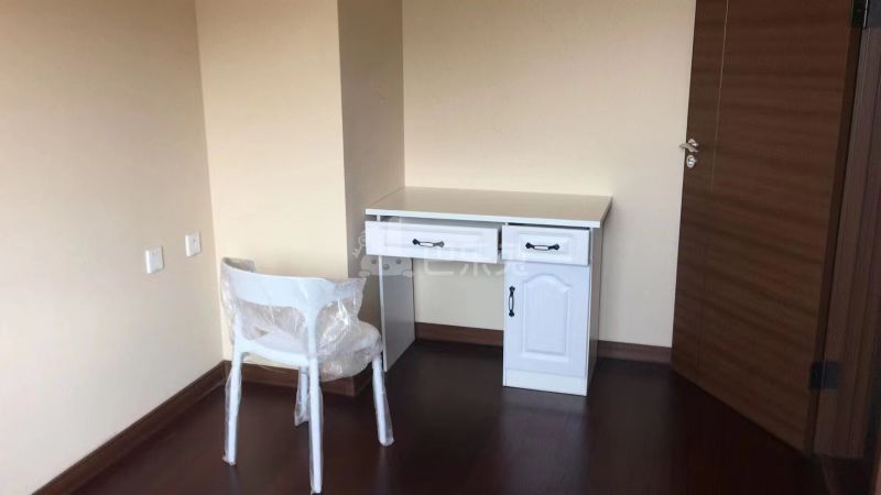 华府国际10856032卧室图8